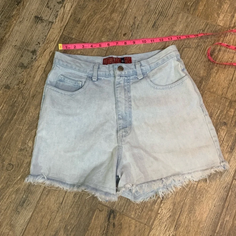 Women’s vintage Authentic GFC high-waisted light blue wash denim shorts